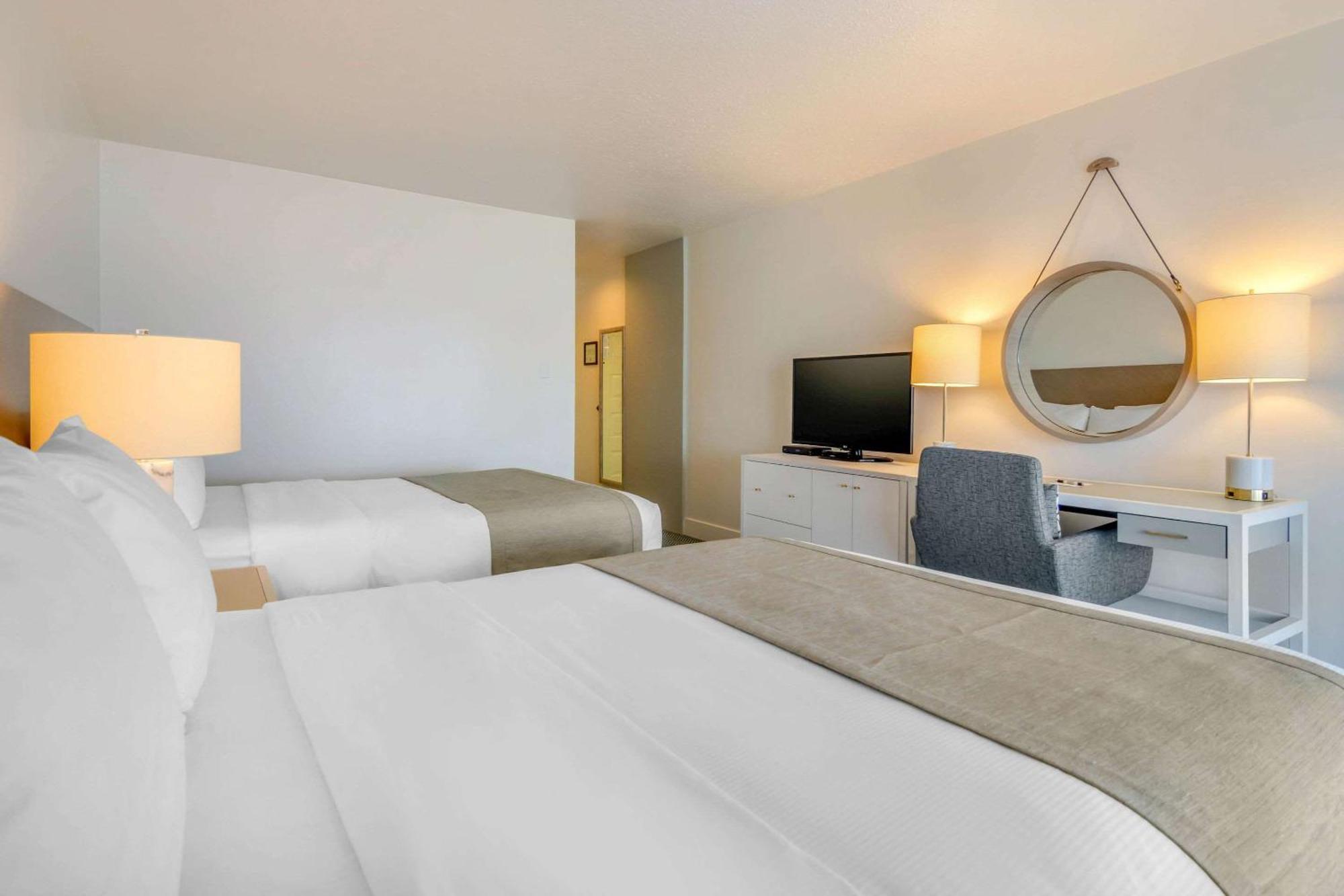 Bayside Oceanfront Resort パークスビル エクステリア 写真