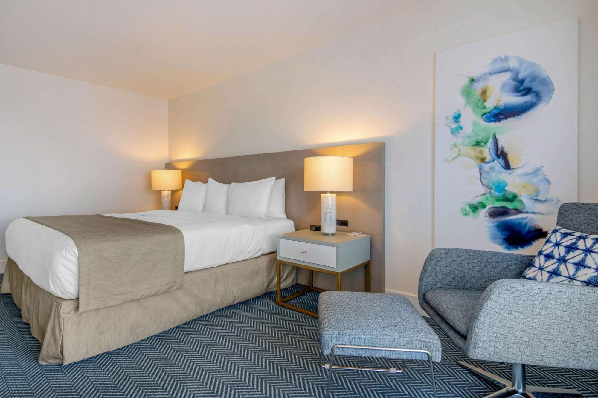 Bayside Oceanfront Resort パークスビル エクステリア 写真